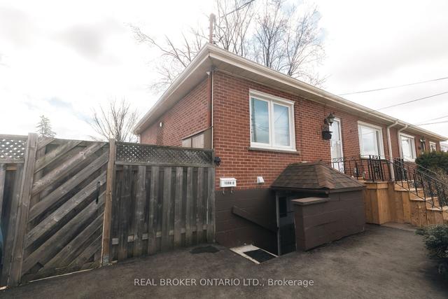 1306* Leighland Rd, House semidetached with 4 bedrooms, 4 bathrooms and 7 parking in Burlington ON | Image 5