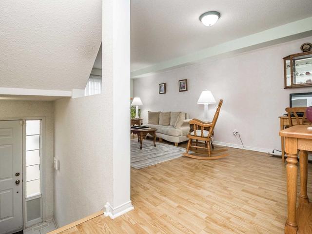 137 Brickyard Way, Townhouse with 3 bedrooms, 2 bathrooms and 3 parking in Brampton ON | Image 34
