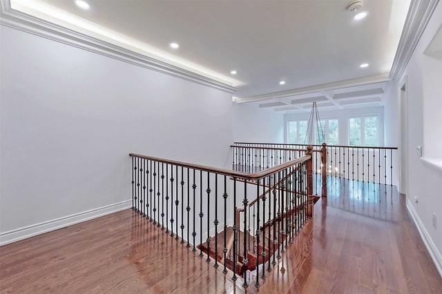 51 Janessa Crt, House detached with 4 bedrooms, 7 bathrooms and 9 parking in Vaughan ON | Image 17