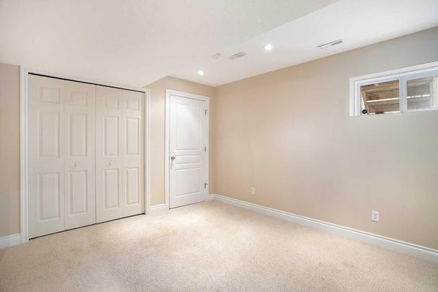 71 Cougar Ridge Mews Sw, Home with 2 bedrooms, 1 bathrooms and 2 parking in Calgary AB | Image 30