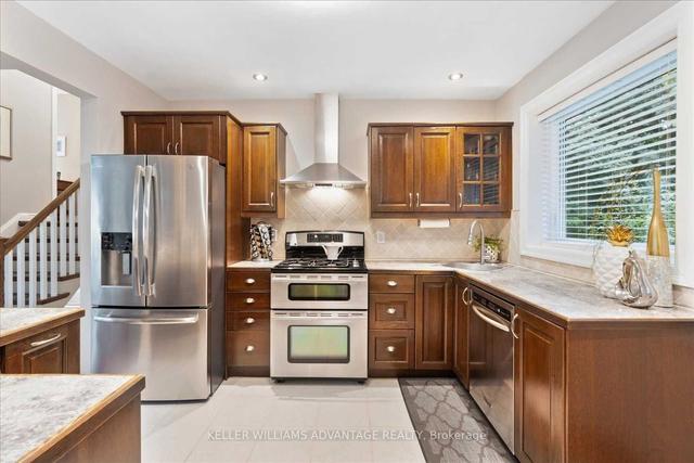 43 Somerdale Sq, House detached with 4 bedrooms, 2 bathrooms and 3 parking in Toronto ON | Image 31