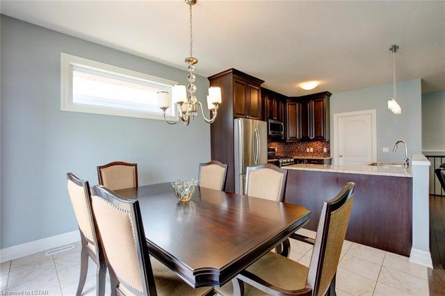 575 Bennett Crescent, House detached with 5 bedrooms, 3 bathrooms and 6 parking in Strathroy Caradoc ON | Image 12