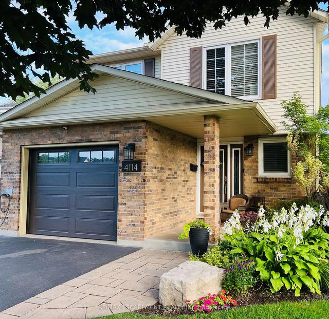 4114 Costello Crt, House detached with 3 bedrooms, 4 bathrooms and 5 parking in Burlington ON | Image 12