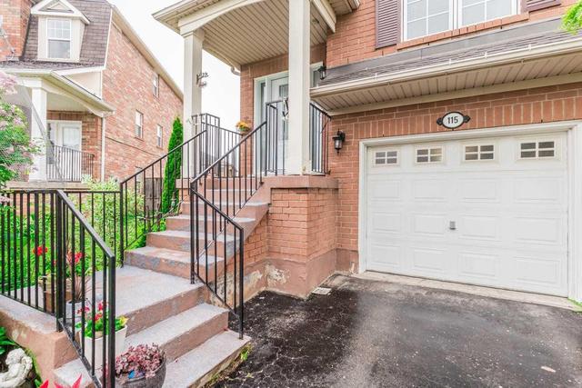 115 Dunlop Crt, House attached with 3 bedrooms, 3 bathrooms and 2 parking in Brampton ON | Image 2