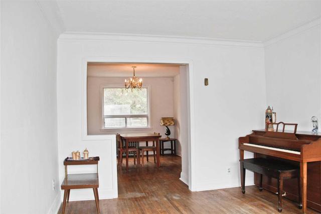 618 Davenport Rd, House semidetached with 3 bedrooms, 1 bathrooms and 1 parking in Toronto ON | Image 5