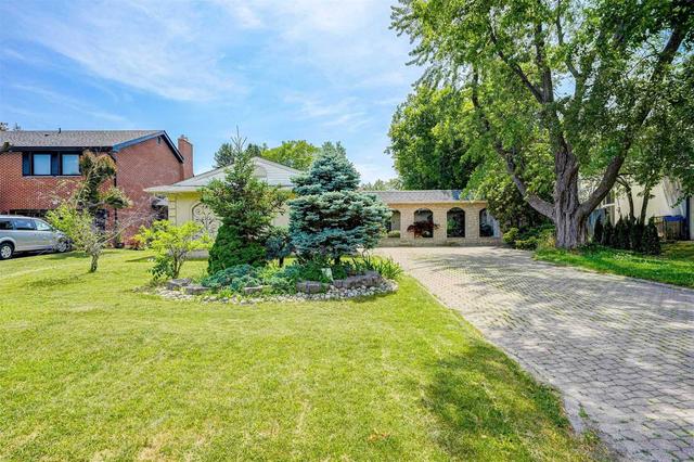 69 Alamosa Dr, House detached with 3 bedrooms, 5 bathrooms and 10 parking in Toronto ON | Image 23