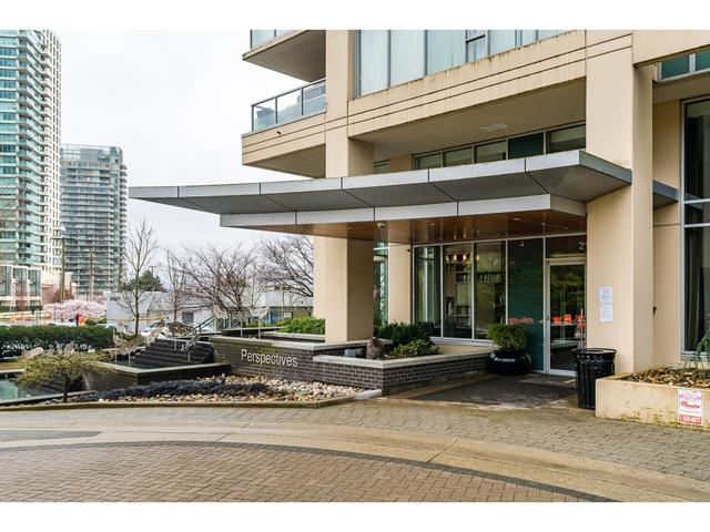 2003 - 2133 Douglas Road, Condo with 2 bedrooms, 2 bathrooms and null parking in Burnaby BC | Image 2