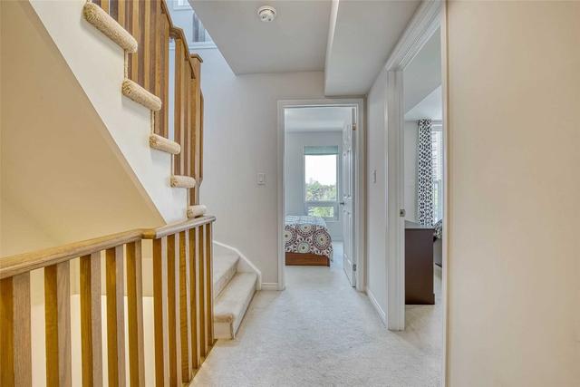 262 - 27 Applewood Lane, Townhouse with 3 bedrooms, 3 bathrooms and 1 parking in Toronto ON | Image 18