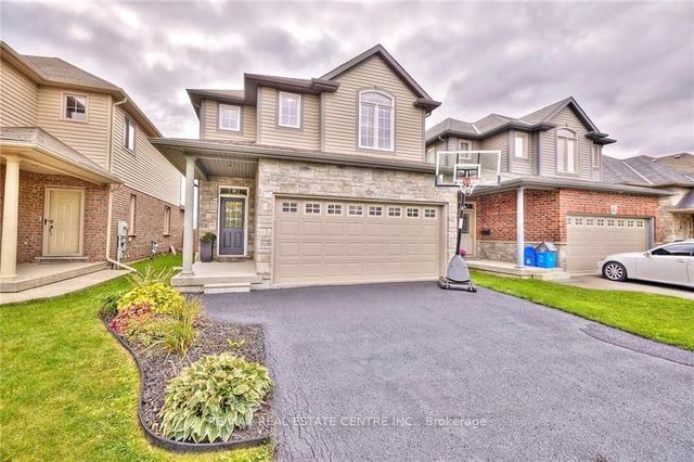 8516 Milomir St, House detached with 3 bedrooms, 3 bathrooms and 4 parking in Niagara Falls ON | Image 1