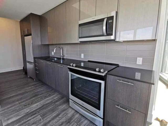 4105 - 403 Church St, Condo with 2 bedrooms, 2 bathrooms and 1 parking in Toronto ON | Image 9