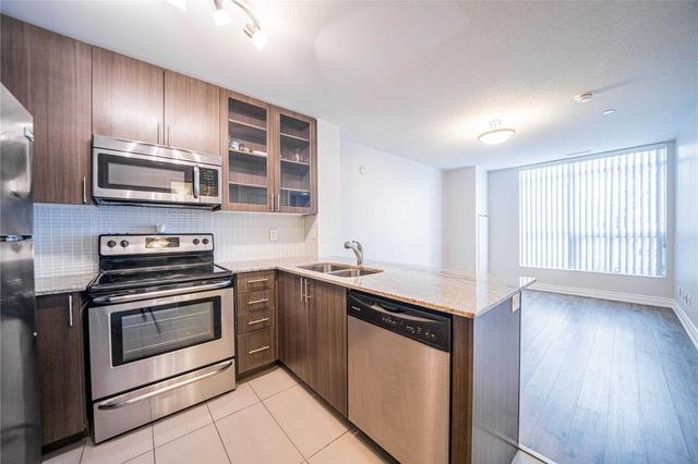 114 - 75 Norman Bethune Ave, Condo with 1 bedrooms, 1 bathrooms and 1 parking in Richmond Hill ON | Image 5