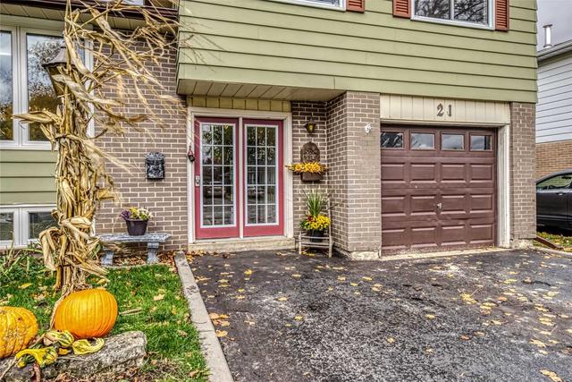 21 Carlton Dr, House detached with 4 bedrooms, 2 bathrooms and 4 parking in Orangeville ON | Image 23