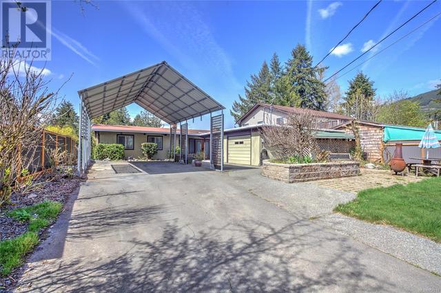 56 Prospect Ave, House detached with 4 bedrooms, 2 bathrooms and 6 parking in Lake Cowichan BC | Image 3