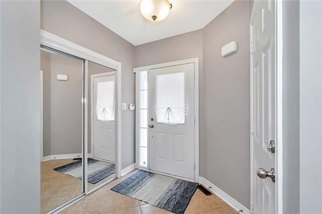 70 Atherton Ave, House semidetached with 3 bedrooms, 3 bathrooms and 1 parking in Ajax ON | Image 3