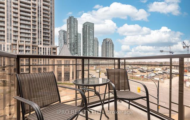 412 - 385 Prince Of Wales Dr, Condo with 2 bedrooms, 2 bathrooms and 1 parking in Mississauga ON | Image 18