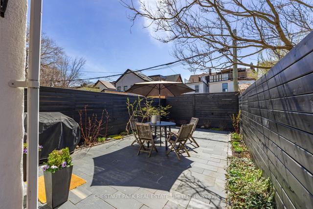 37 Allen Ave, House semidetached with 2 bedrooms, 2 bathrooms and 0 parking in Toronto ON | Image 11