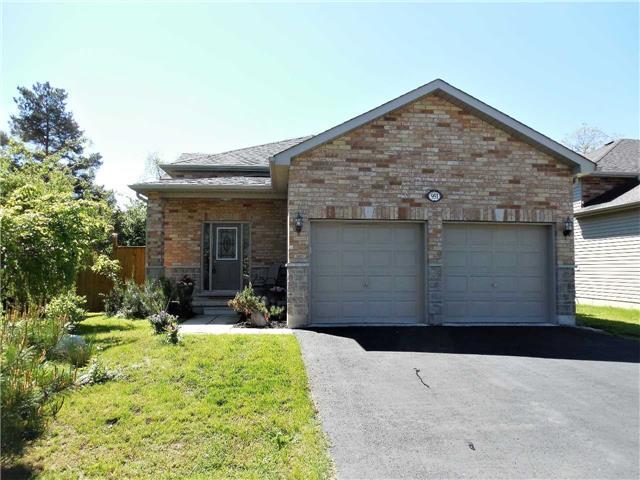 951 Anna Maria Ave, House detached with 3 bedrooms, 2 bathrooms and 6 parking in Innisfil ON | Image 1