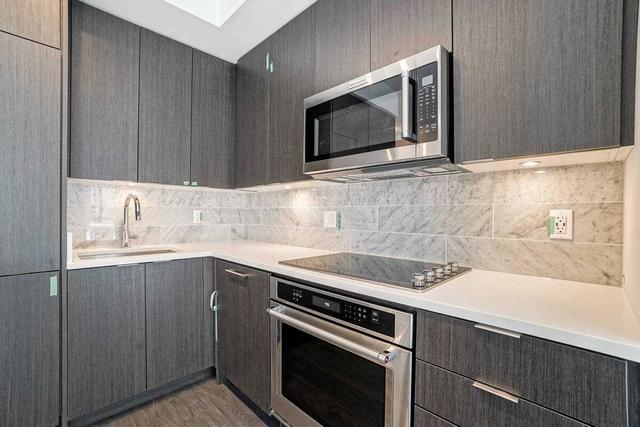 521 - 38 Iannuzzi St, Condo with 2 bedrooms, 2 bathrooms and 1 parking in Toronto ON | Image 5