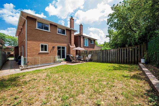 52 Charnwood Pl, House attached with 3 bedrooms, 4 bathrooms and 3 parking in Markham ON | Image 29