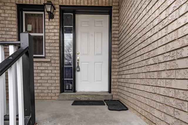 10 Woodstream Ave, House semidetached with 3 bedrooms, 3 bathrooms and 3 parking in Brampton ON | Image 12