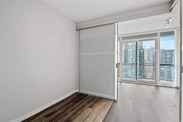 2302 - 38 Dan Leckie Way, Condo with 1 bedrooms, 1 bathrooms and 0 parking in Toronto ON | Image 4