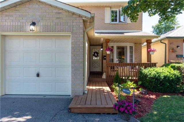 6069 Fullerton Cres, House detached with 3 bedrooms, 2 bathrooms and 2 parking in Mississauga ON | Image 1