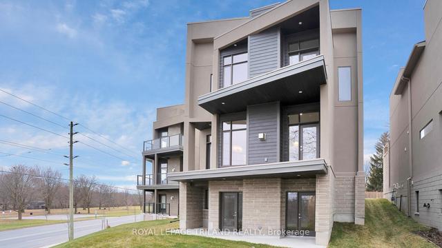 11 - 495 Oakridge Dr, Condo with 3 bedrooms, 4 bathrooms and 4 parking in London ON | Image 35