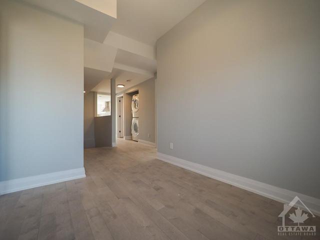 1 - 196 Powell Avenue, Condo with 3 bedrooms, 2 bathrooms and 2 parking in Ottawa ON | Image 4