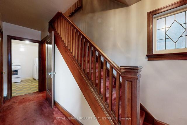 193 Sixth St, House detached with 4 bedrooms, 2 bathrooms and 1 parking in Toronto ON | Image 8