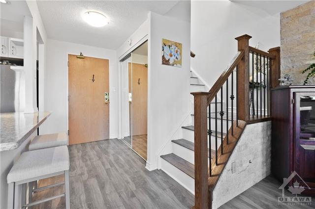 111 - 2871 Richmond Road, Condo with 2 bedrooms, 2 bathrooms and 1 parking in Ottawa ON | Image 12