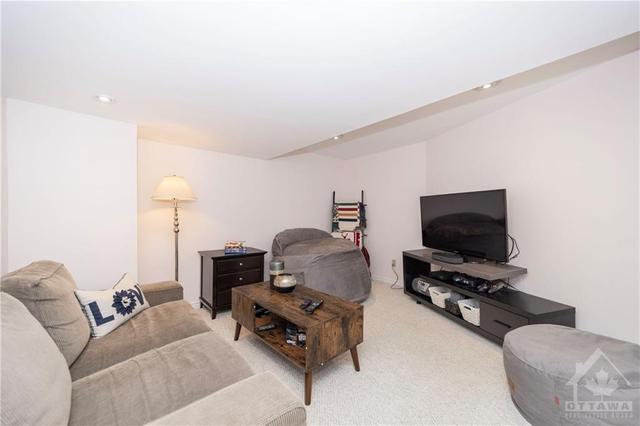 45 Preston Street S, Townhouse with 3 bedrooms, 3 bathrooms and 2 parking in Ottawa ON | Image 26