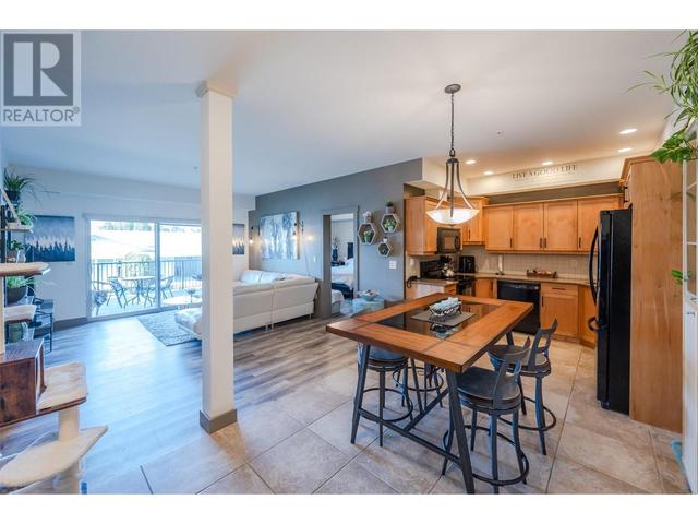 102 - 873 Forestbrook Drive, Condo with 2 bedrooms, 2 bathrooms and 1 parking in Penticton BC | Image 1
