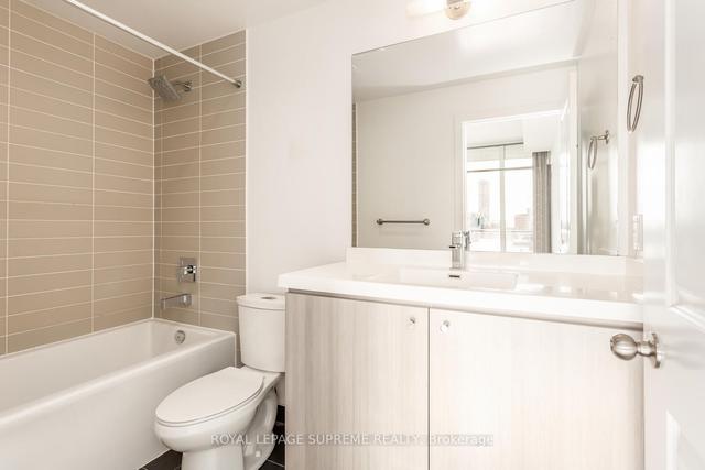 806 - 105 George St, Condo with 1 bedrooms, 2 bathrooms and 1 parking in Toronto ON | Image 20