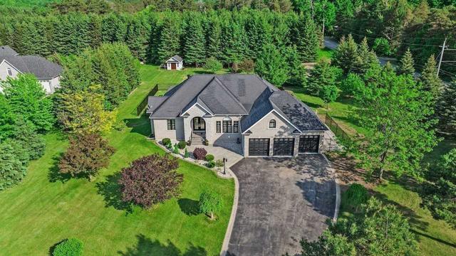 69 Rowley Dr, House detached with 3 bedrooms, 4 bathrooms and 13 parking in Caledon ON | Image 1