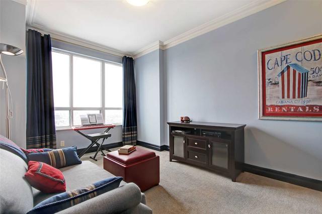 ph 205 - 23 Hollywood Ave, Condo with 3 bedrooms, 2 bathrooms and 2 parking in Toronto ON | Image 6