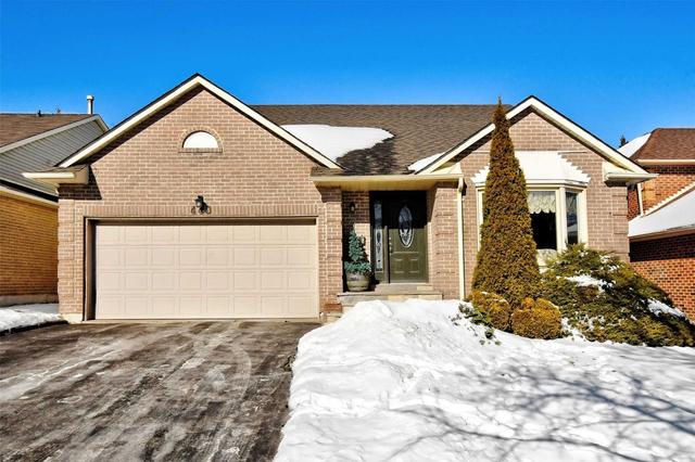 440 Alex Doner Dr, House detached with 3 bedrooms, 3 bathrooms and 4 parking in Newmarket ON | Image 1