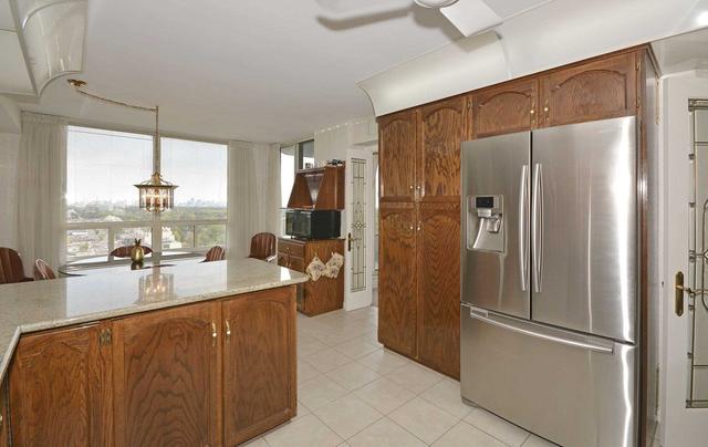 1800 - 1 Aberfoyle Cres, Condo with 2 bedrooms, 3 bathrooms and 2 parking in Toronto ON | Image 2