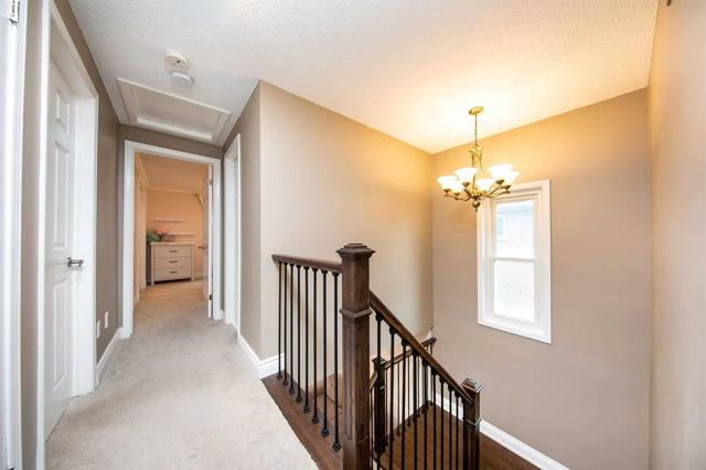 323 Cumberland Crt, House detached with 4 bedrooms, 4 bathrooms and 6 parking in Oshawa ON | Image 13