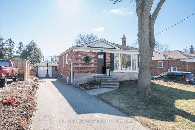 23 Mary St, House detached with 3 bedrooms, 2 bathrooms and 5 parking in Halton Hills ON | Image 1