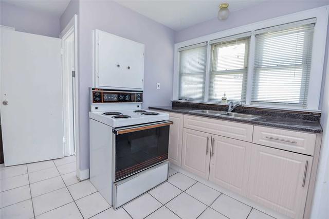 5779 Kitchener St, House detached with 3 bedrooms, 2 bathrooms and 4 parking in Niagara Falls ON | Image 21
