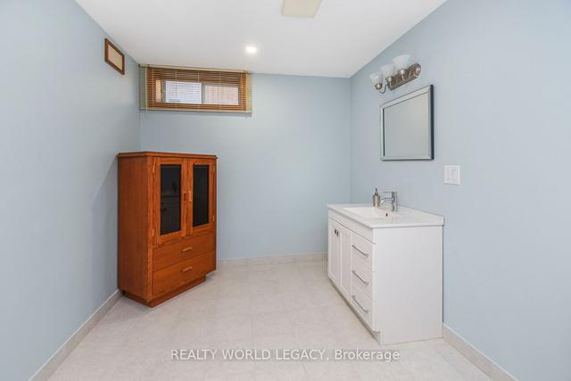 22 Glen Park Crt, House detached with 3 bedrooms, 4 bathrooms and 2 parking in Hamilton ON | Image 24