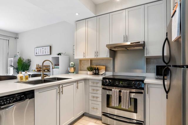 th111 - 25 Soho St, Townhouse with 2 bedrooms, 2 bathrooms and 1 parking in Toronto ON | Image 19