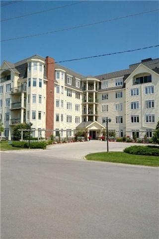 303 - 10 Bay St E, Condo with 2 bedrooms, 2 bathrooms and 1 parking in The Blue Mountains ON | Image 2