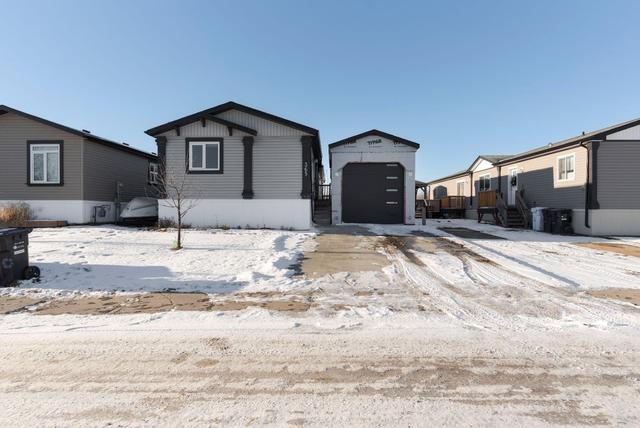 365 Mckinlay Crescent, House detached with 3 bedrooms, 2 bathrooms and 2 parking in Wood Buffalo AB | Image 1