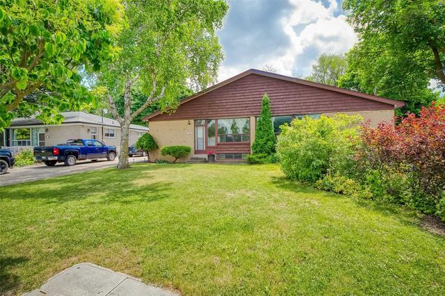 214 Taylor Mills Dr S, House semidetached with 3 bedrooms, 1 bathrooms and 5 parking in Richmond Hill ON | Image 12