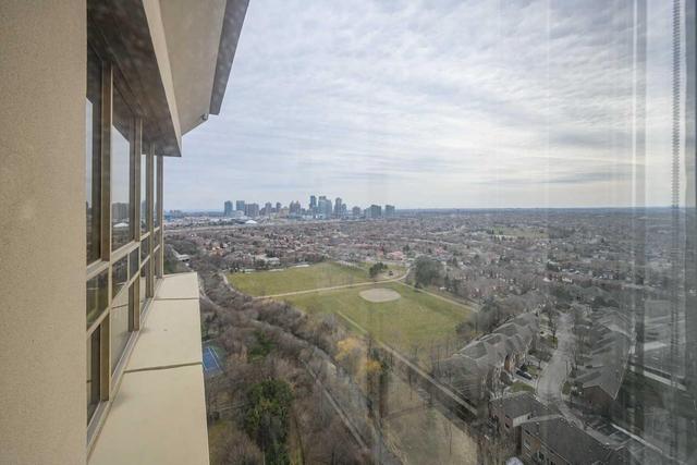 ph10 - 50 Eglinton Ave W, Condo with 2 bedrooms, 2 bathrooms and 2 parking in Mississauga ON | Image 24