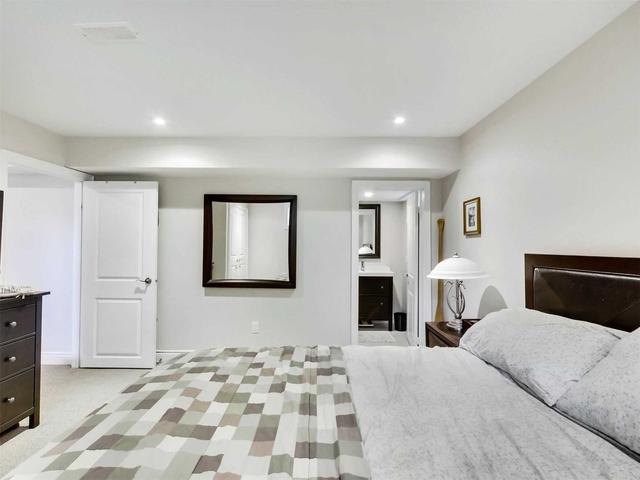 35 Fern Ave, House detached with 4 bedrooms, 4 bathrooms and 6 parking in Hamilton ON | Image 24