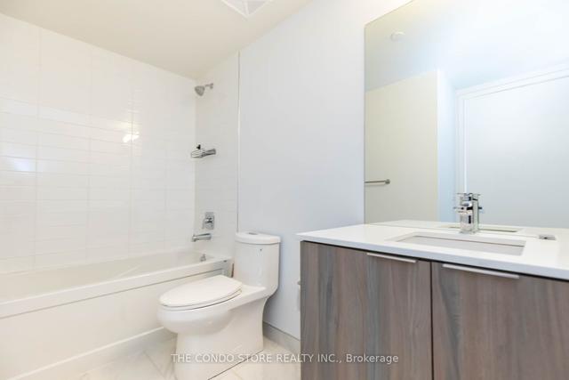 2208 - 158 Front St E, Condo with 2 bedrooms, 2 bathrooms and 1 parking in Toronto ON | Image 9