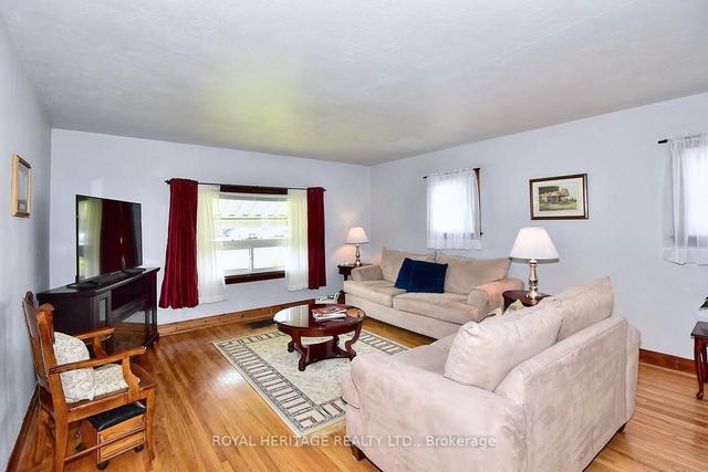 614 Sherbrooke St, House detached with 3 bedrooms, 2 bathrooms and 7 parking in Peterborough ON | Image 21