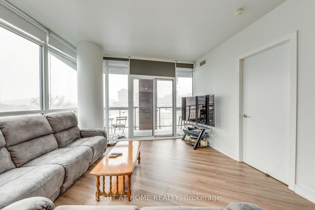 522 - 169 Fort York Blvd, Condo with 2 bedrooms, 2 bathrooms and 1 parking in Toronto ON | Image 14